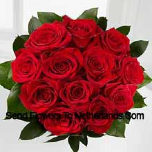 11 Elegant Red Roses